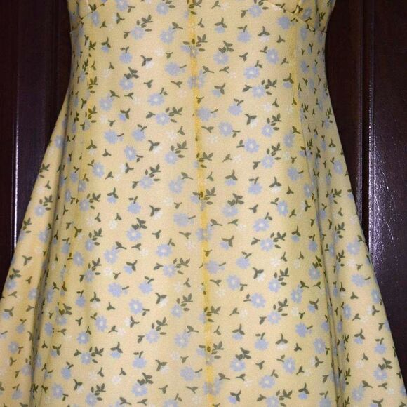 Urban Outfitters Yellow Floral Strappy Sundress Size Large Cottagecore Mini - Picture 4 of 16